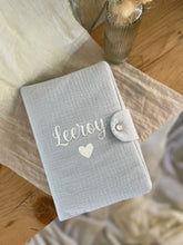 Charger l'image dans la galerie, Protège carnet de santé double gaze