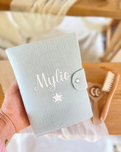 Charger l'image dans la galerie, Protège carnet de santé double gaze