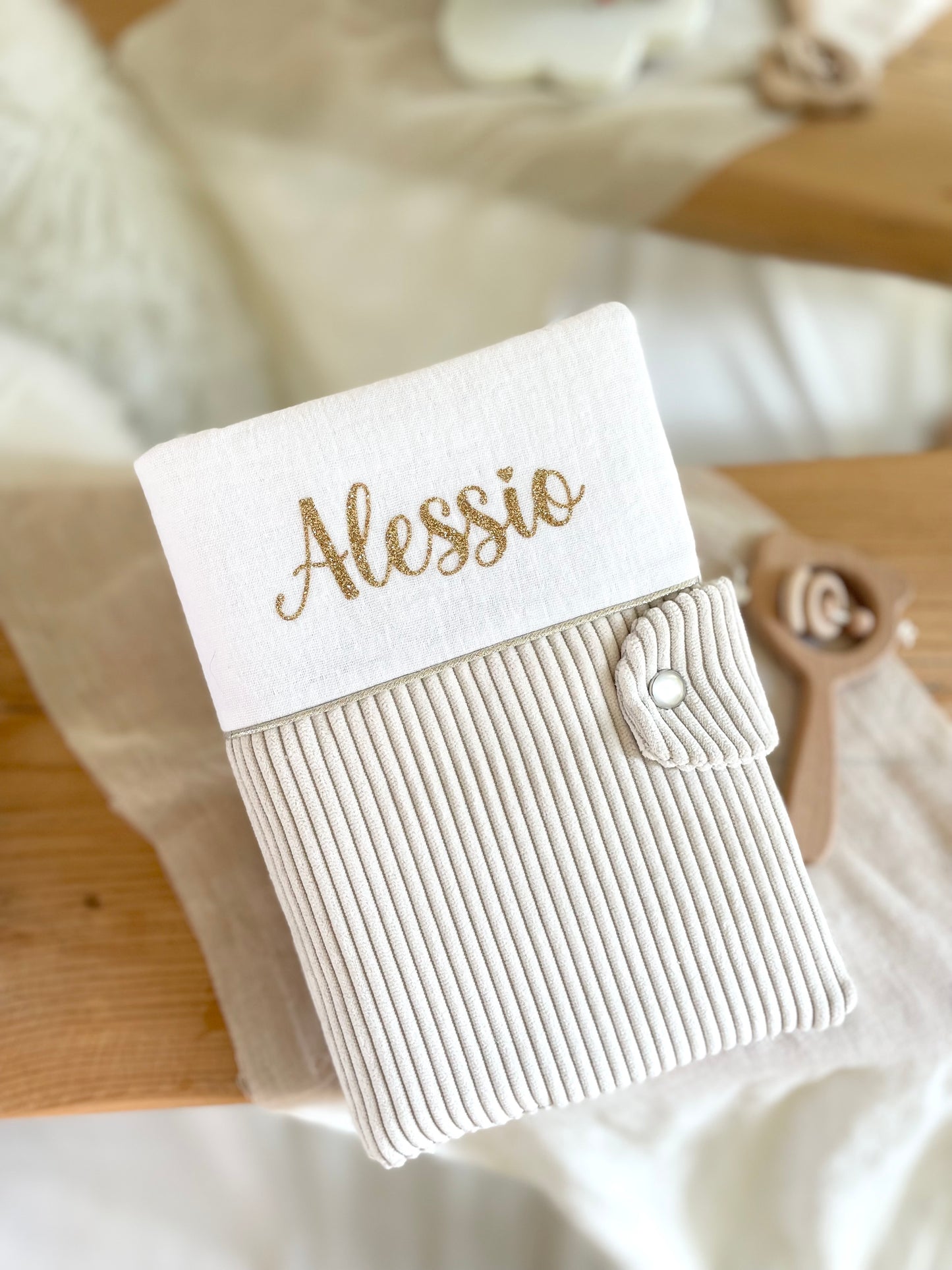Ensemble Mini Doux – Protège-carnet & Bonnet ourson