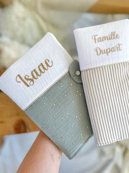 Ensemble Mini Doux – Protège-carnet & Bonnet ourson